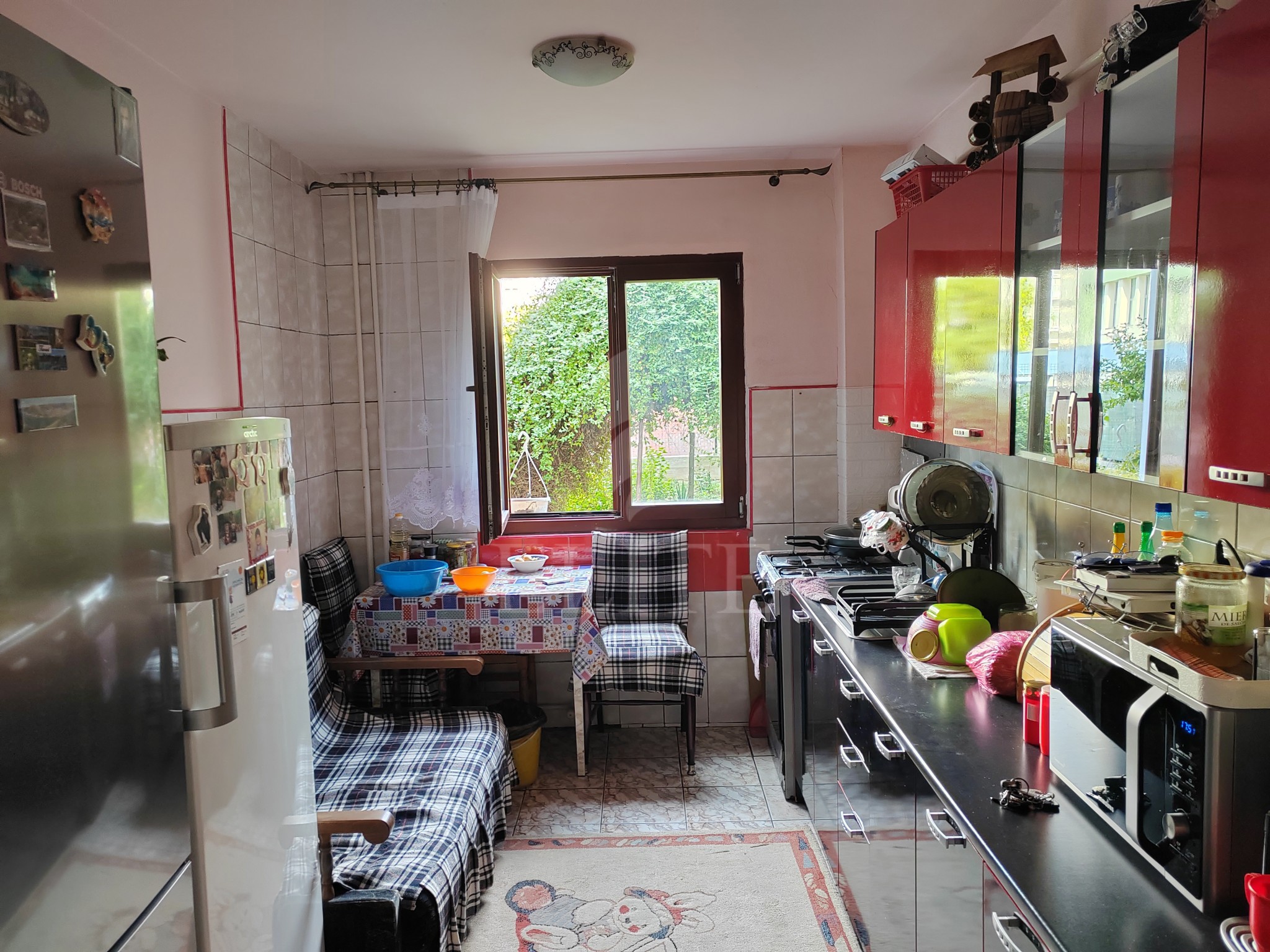 Apartament 3 camere în zona STRAZII MEHEDINTI-1173744