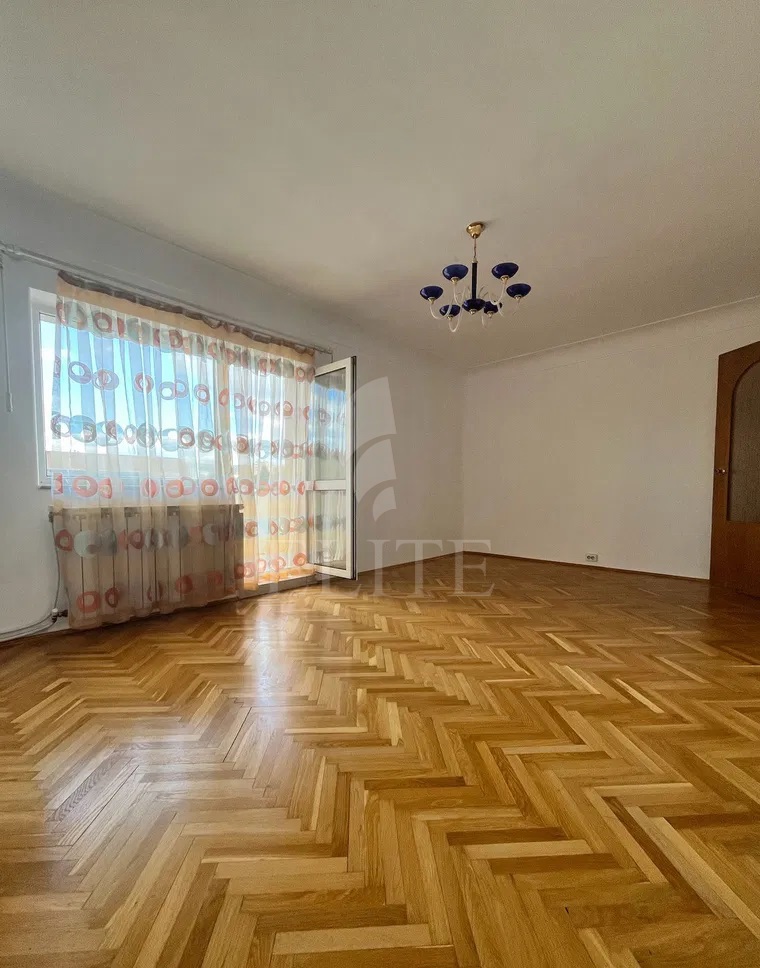 Apartament 4 camere în zona GRADINA BOTANICA-1174091