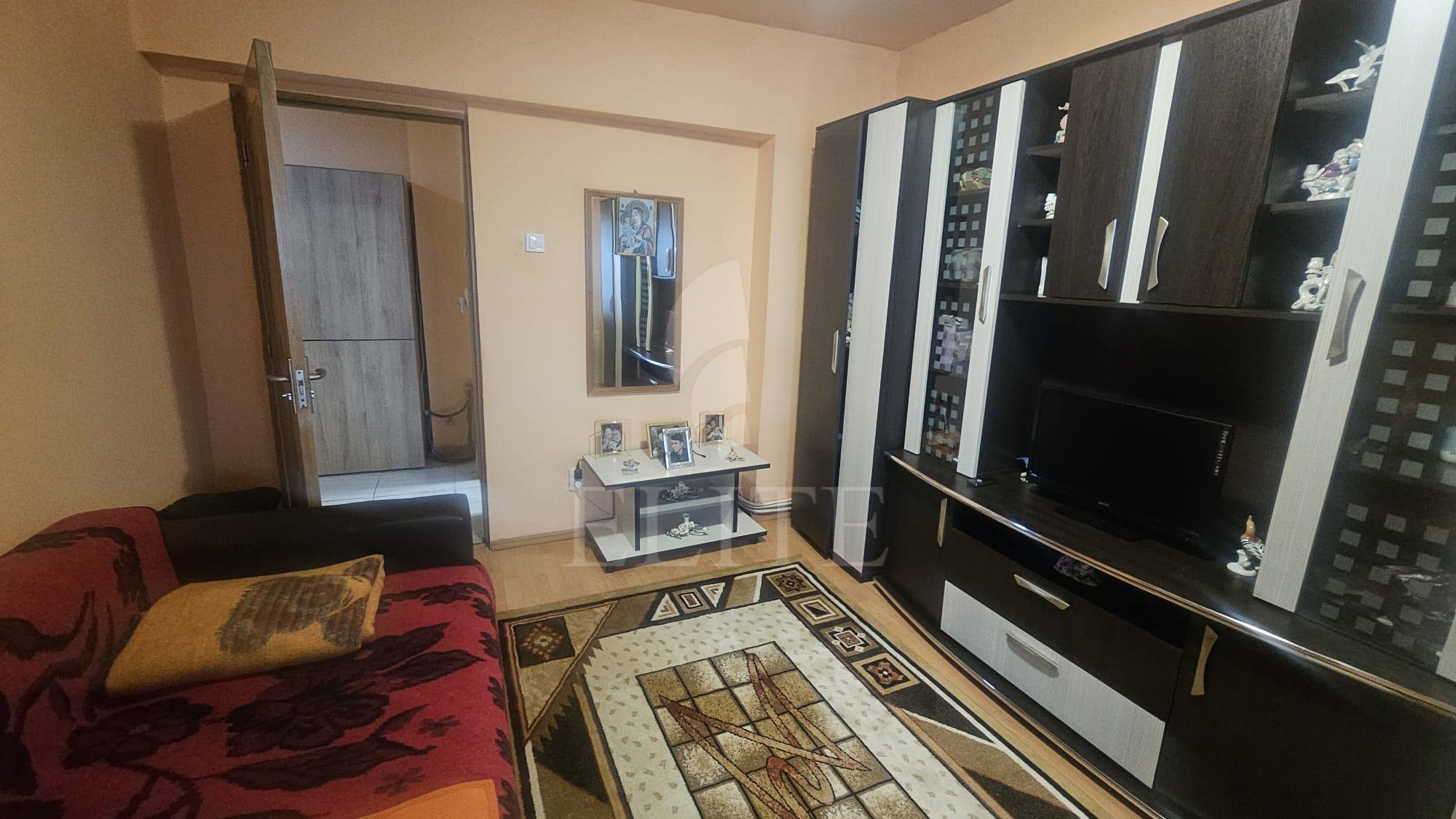 Apartament 3 camere în zona STRAZII AUREL VLAICU-1174790