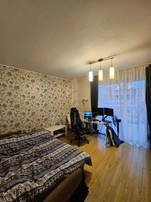 Apartament o camera în zona STRAZII CRINULUI-1176477