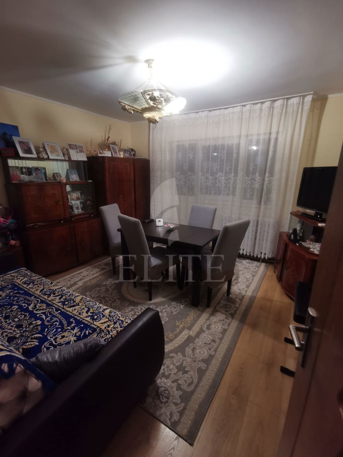 Apartament 3 camere în zona STRAZII MEHEDINTI-1177806
