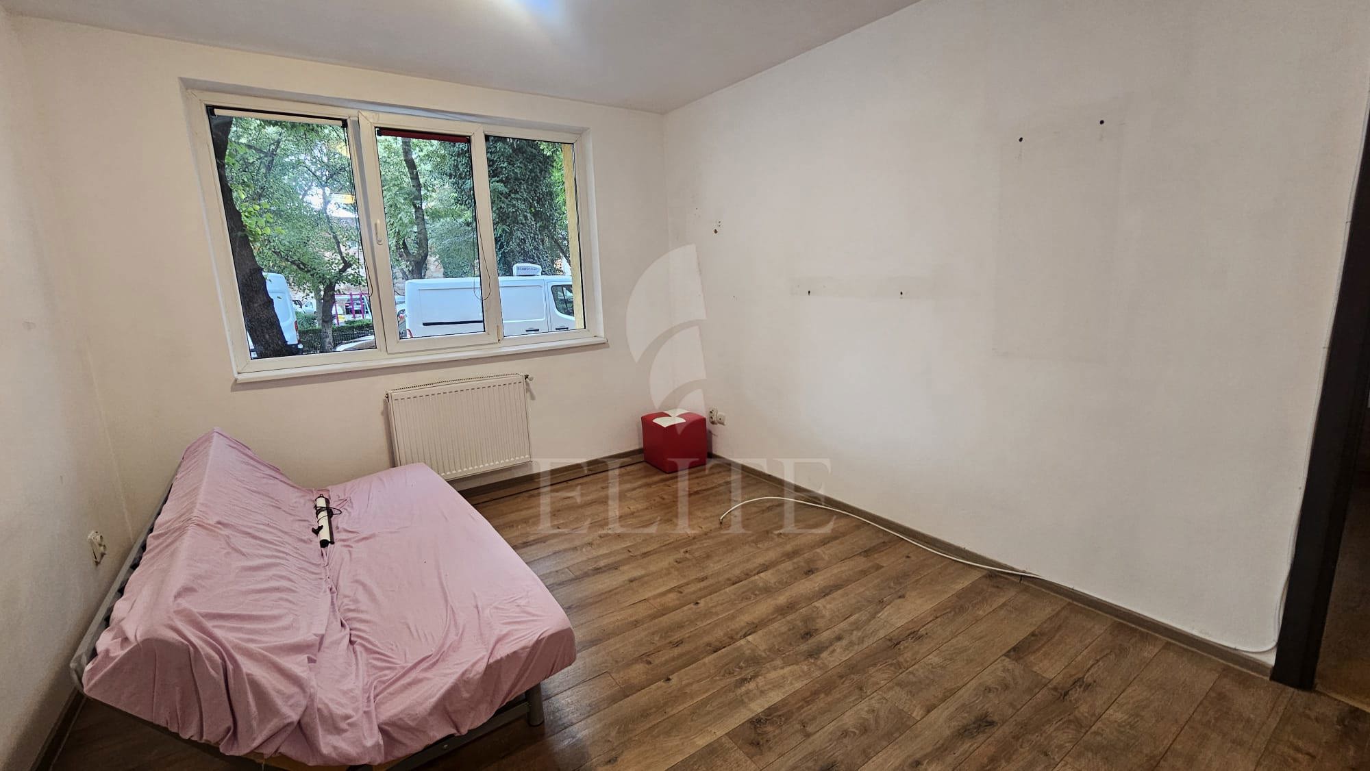 Apartament 2 camere în zona SEMICENTRALA-1178286