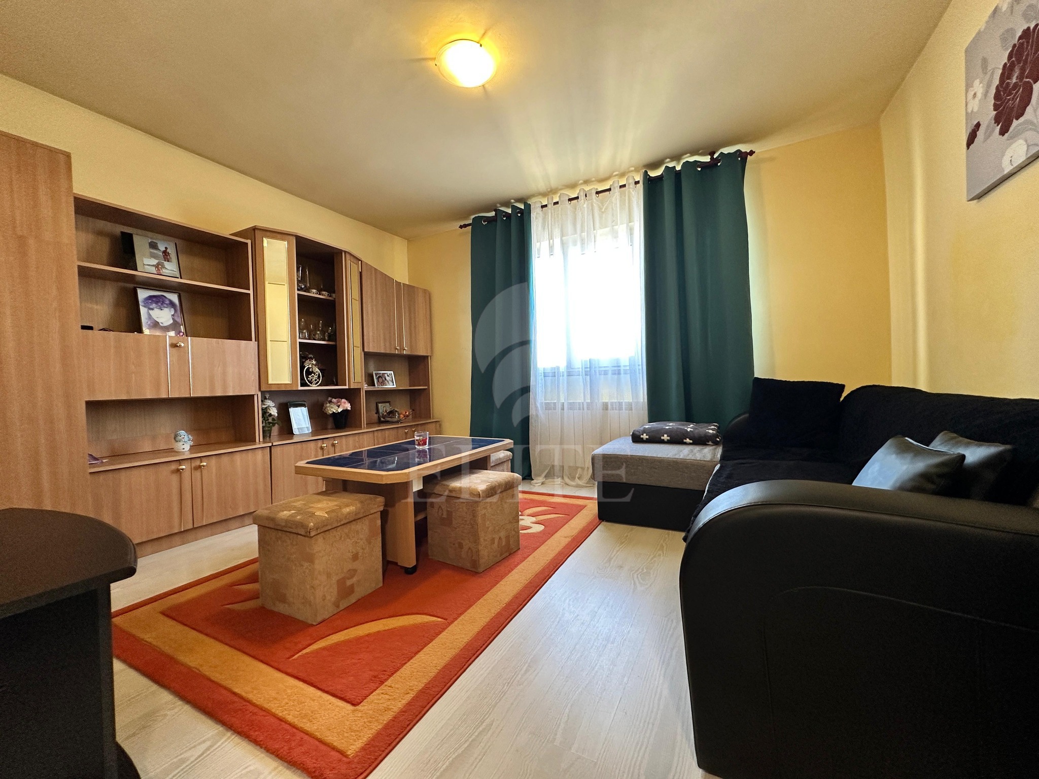 Apartament 2 camere în zona SIRENA-1180188