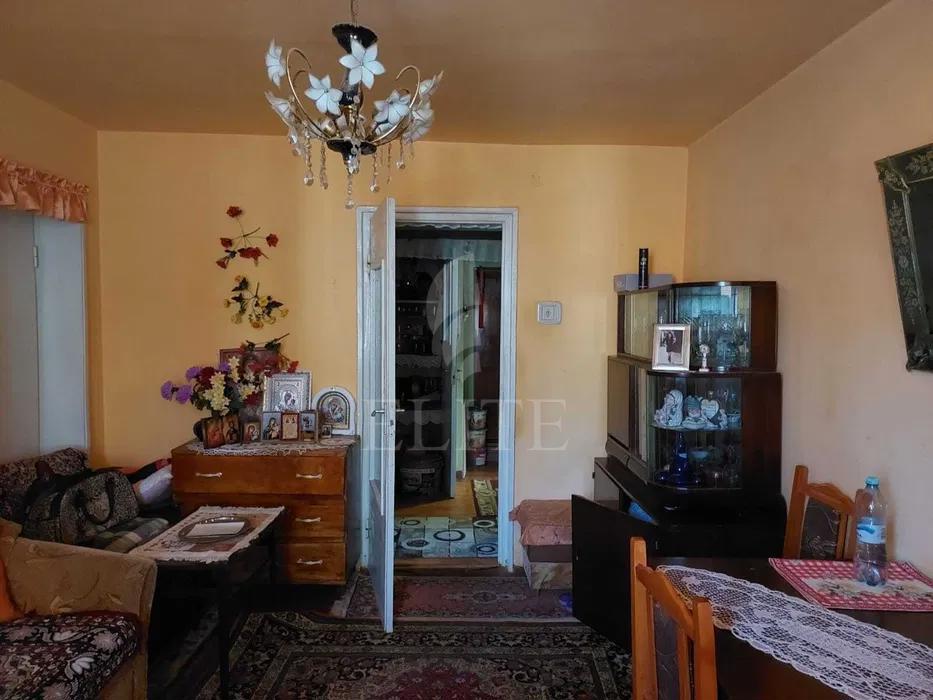 Apartament 2 camere în zona SALA SPORTURILOR-1181055