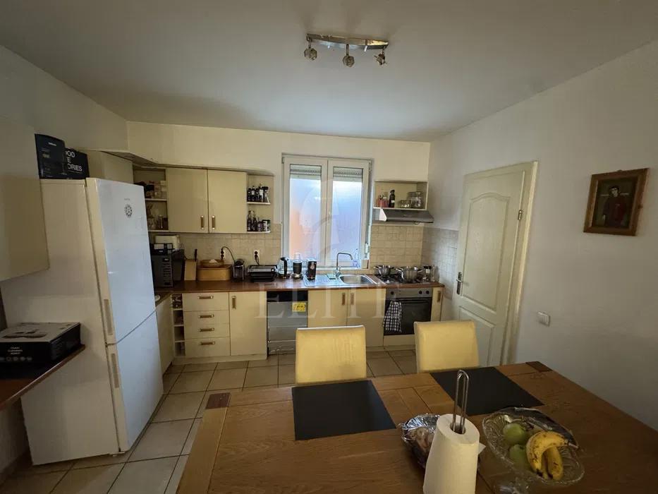 Apartament 3 camere în zona ANDREI MURESANU-1183514