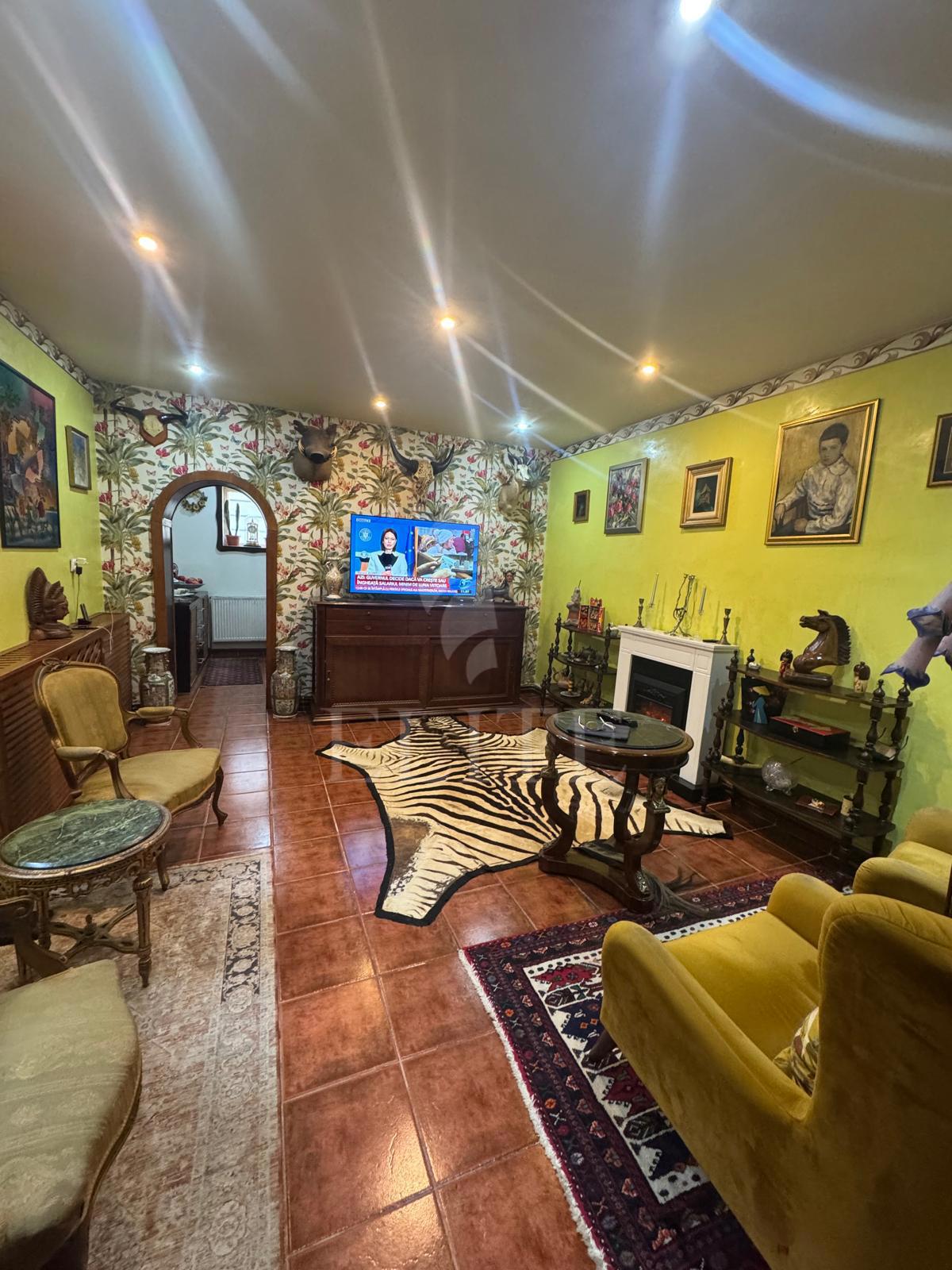 Apartament 3 camere în zona ANDREI MURESANU-1183534