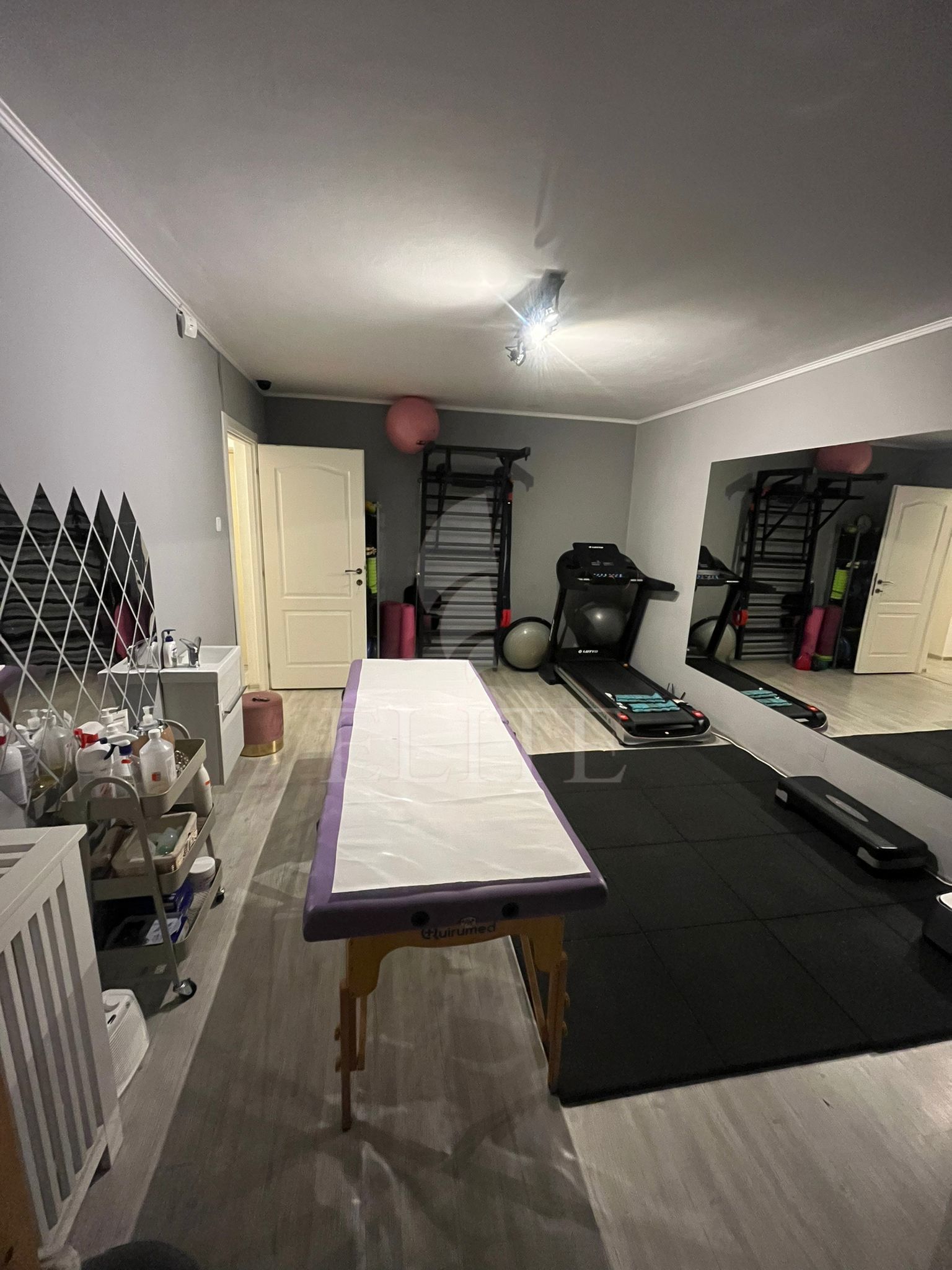 Apartament 3 camere în zona Aurel Vlaicu-1185231