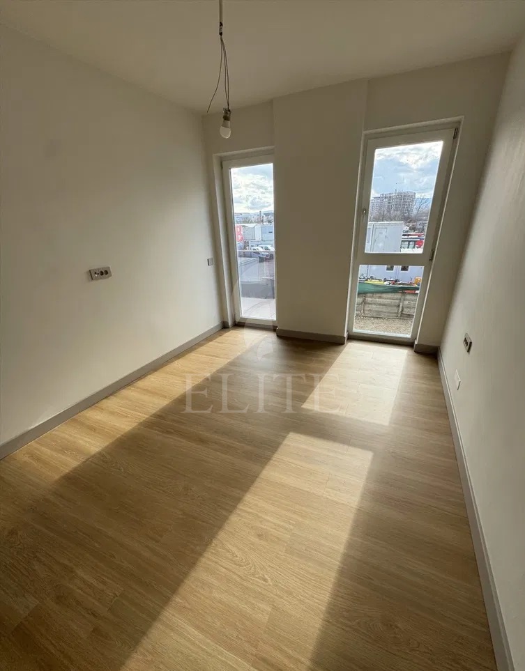 Apartament 3 camere în zona STRAZII FABRICII-1192185