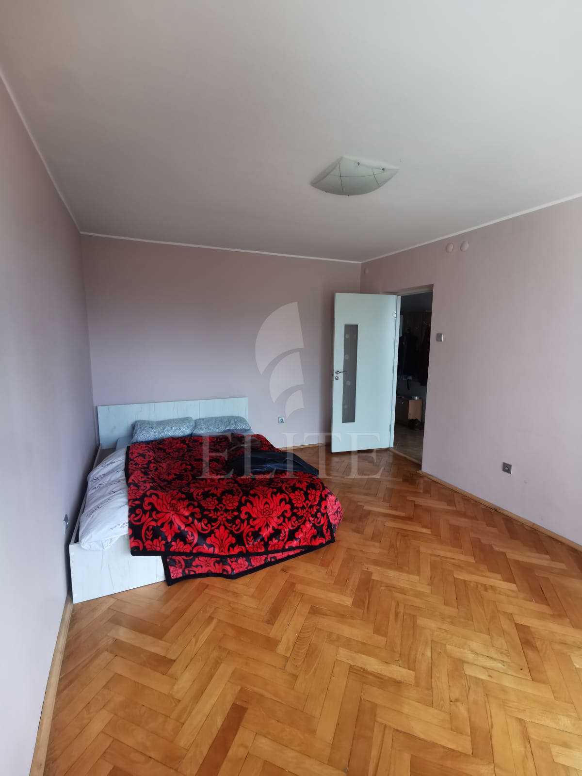 Apartament 3 camere în zona PLOPILOR-1193033