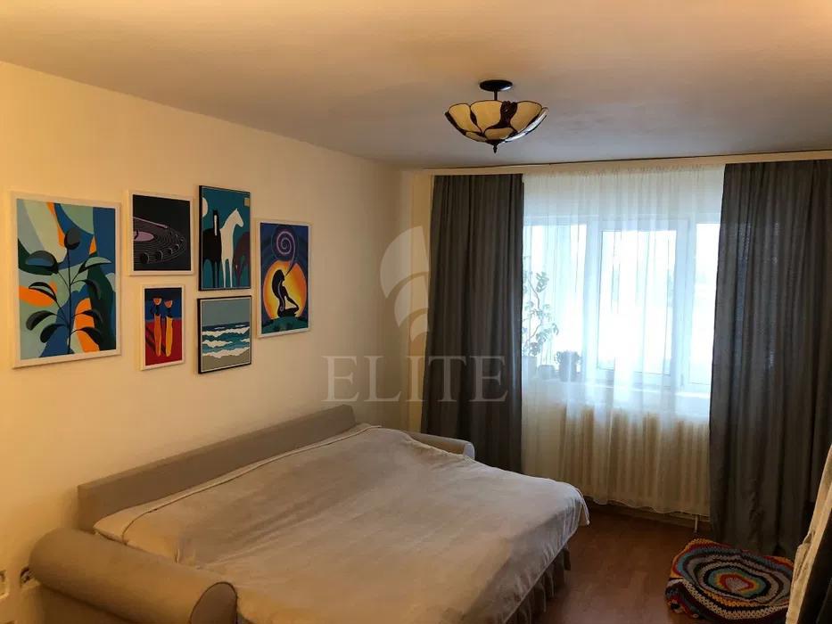 Apartament 2 camere în zona  LA TERENURI-1198436