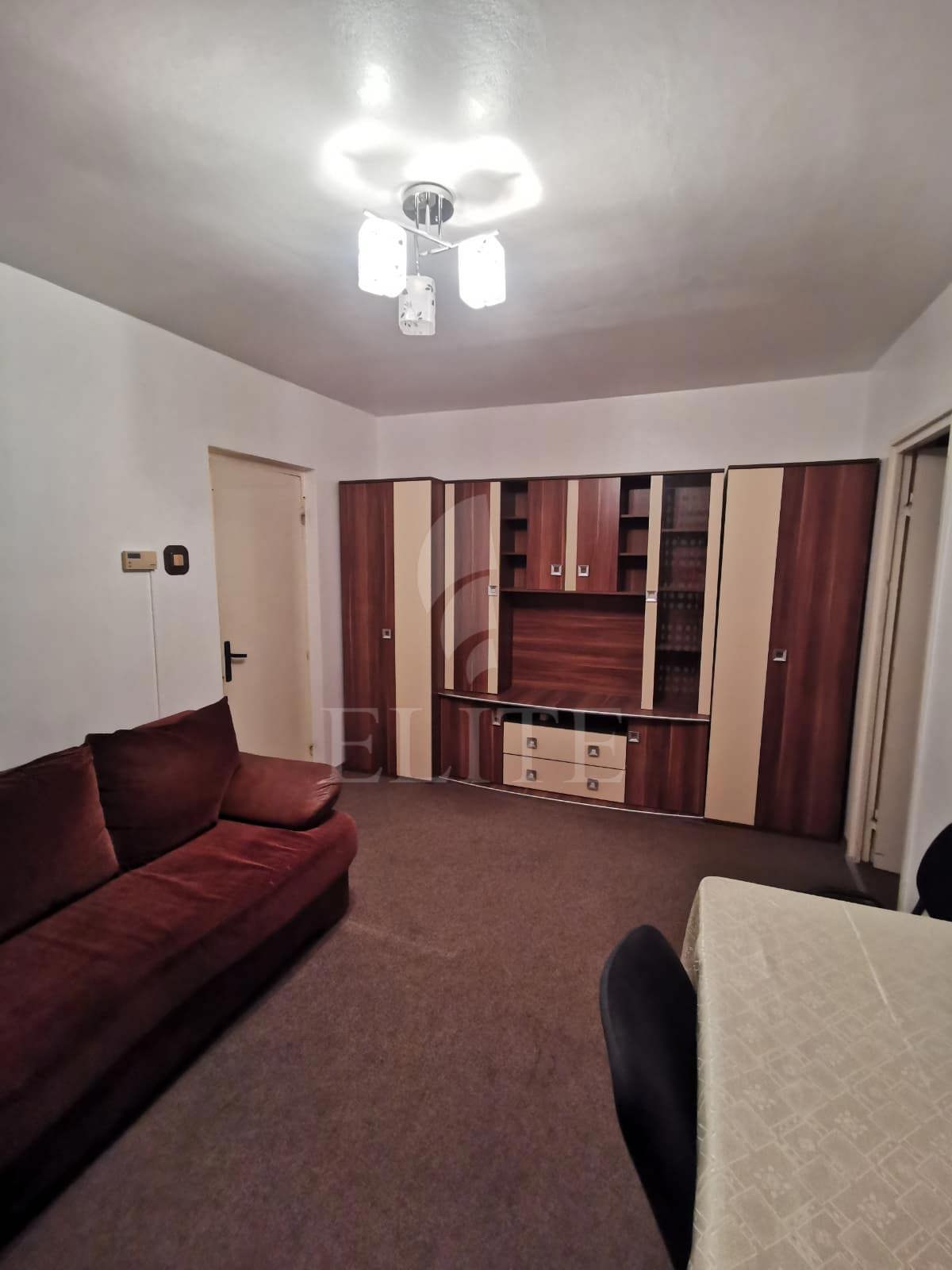 Apartament 3 camere în zona MC DONALDS-1199626