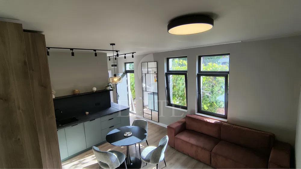 Apartament 2 camere în zona SEMICENTRALA-1200743