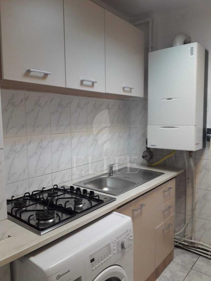 Apartament 3 camere în zona STRAZII GRIGORE ALEXANDRESCU-1201517
