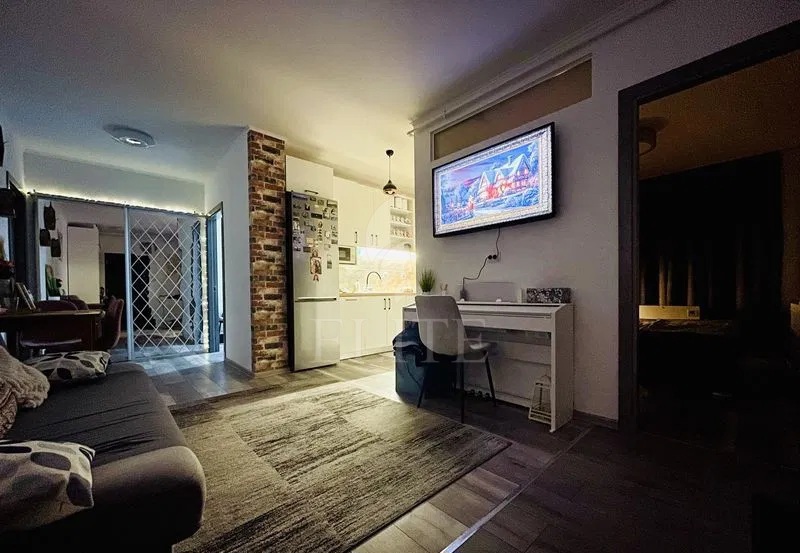 Apartament 3 camere în zona STRAZII FABRICII-1203156