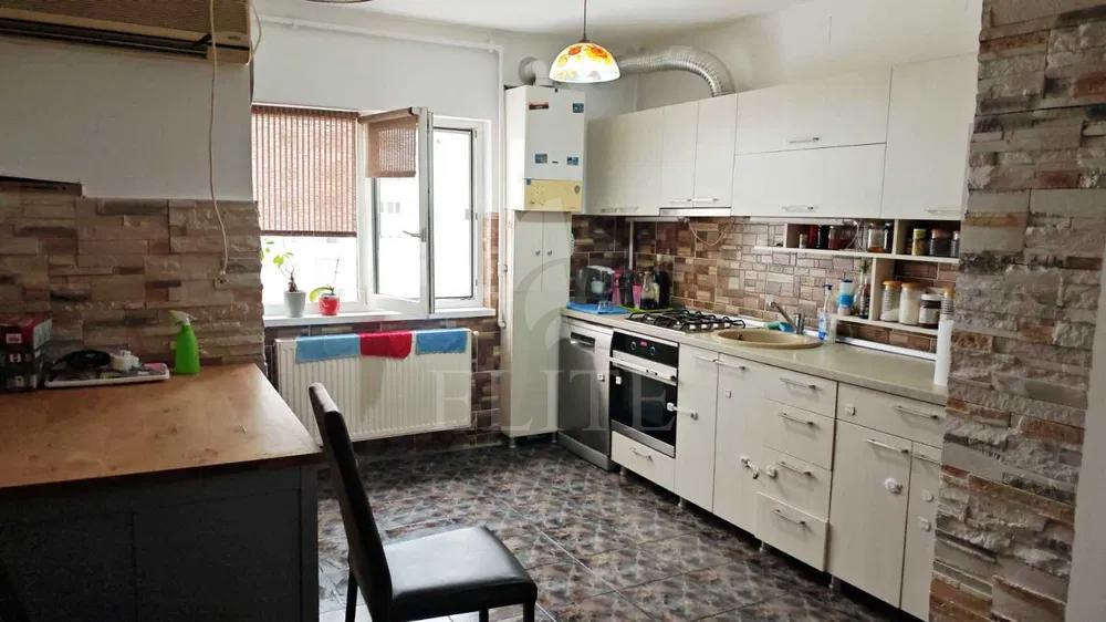 Apartament 3 camere în zona PIATA MARASTI-1204881