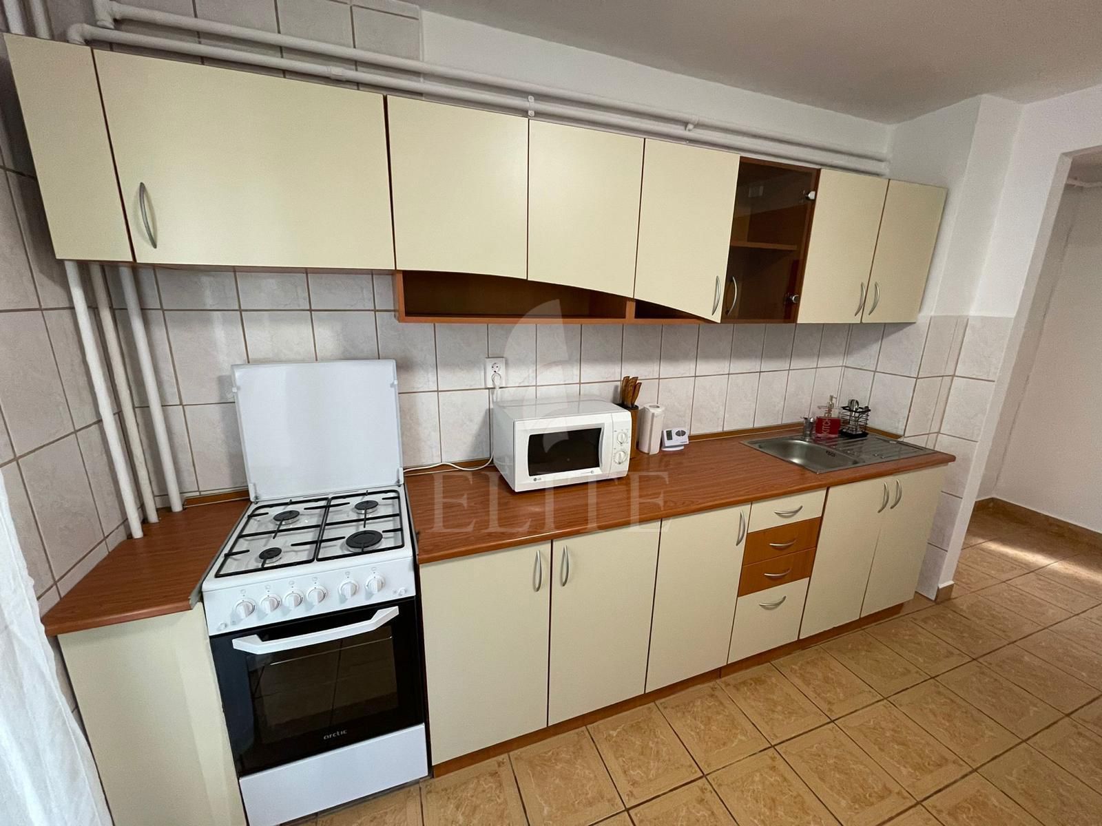 Apartament 2 camere în zona CAMINELE STUDENTESTI-1204887