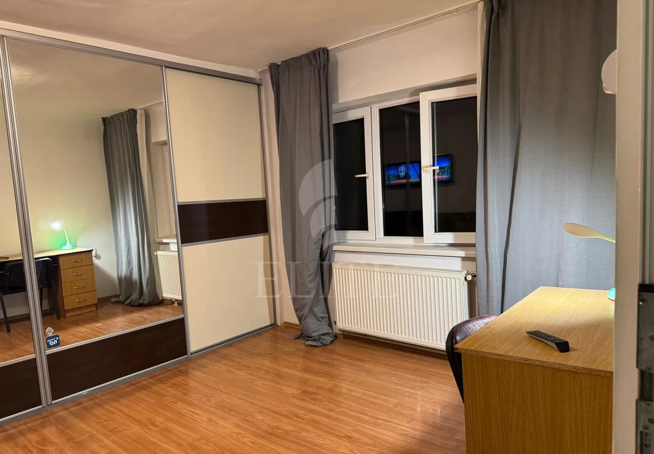Apartament o camera în zona BLOCUL SPRAY-1205410