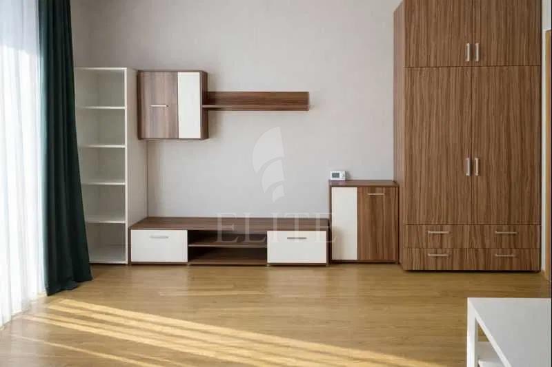 Apartament o camera în zona STRAZII CRINULUI-1205684