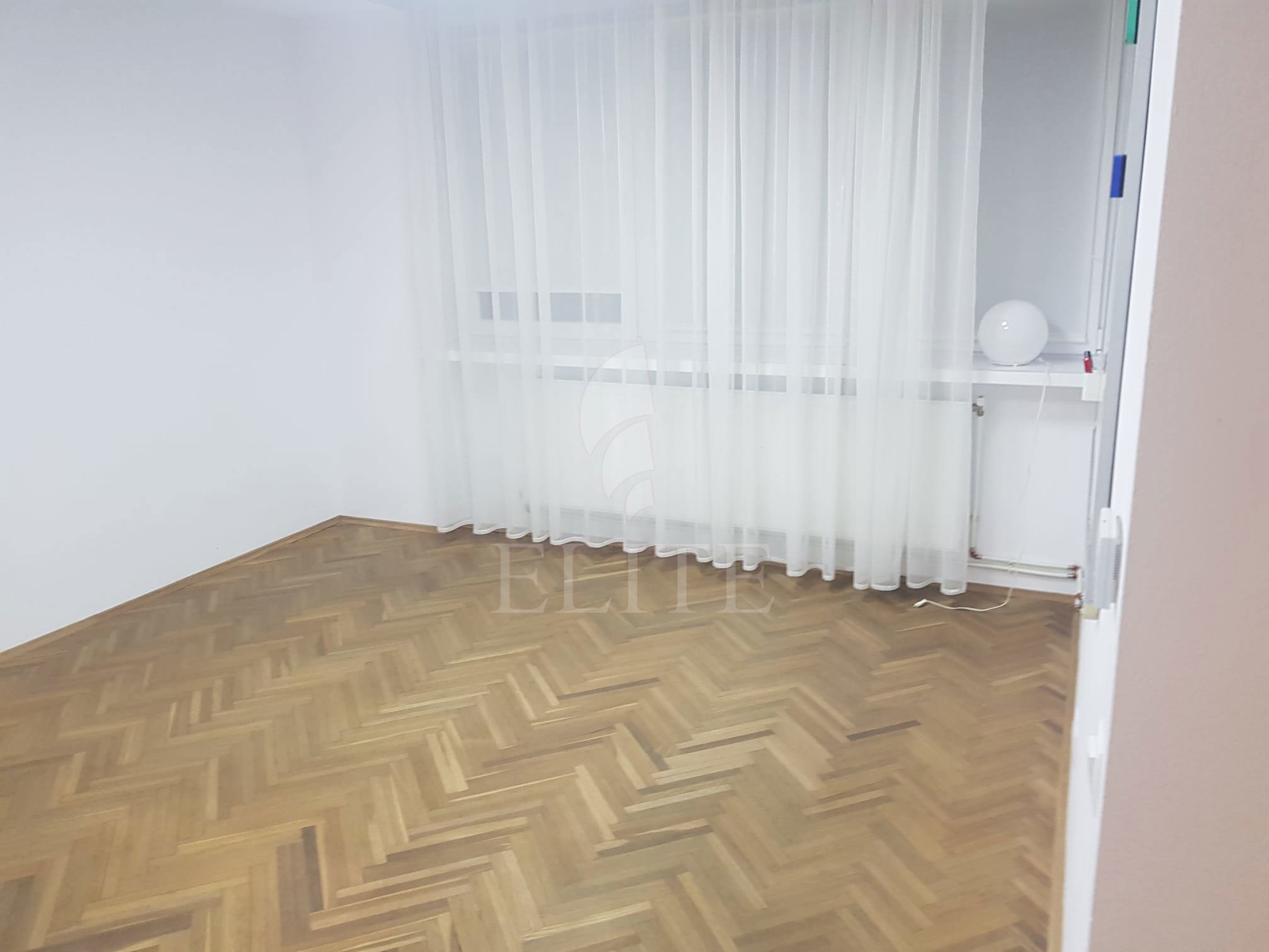 Apartament o camera în zona ALEXANDRU VLAHUTA-1205839
