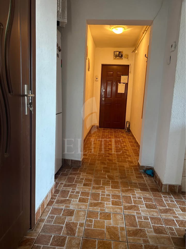Apartament 2 camere în zona SIRENA-1206225