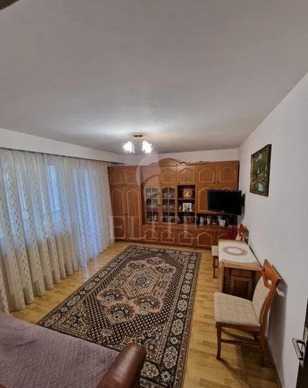 Apartament 3 camere în zona STRAZII MEHEDINTI-1207772