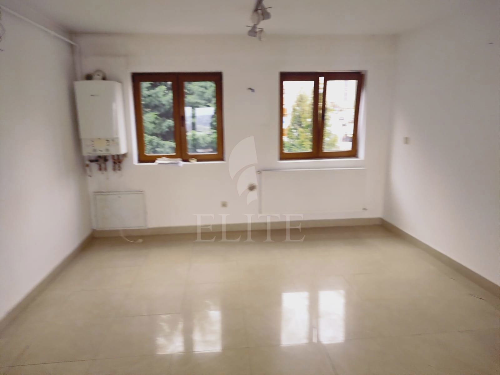 Apartament 3 camere în zona ANDREI MURESANU-1207904