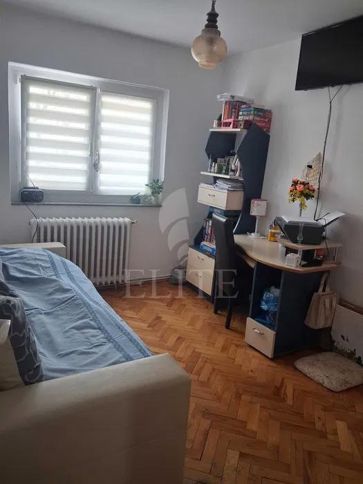 Apartament 4 camere în zona EXPOTRANSILVANIA-1208916