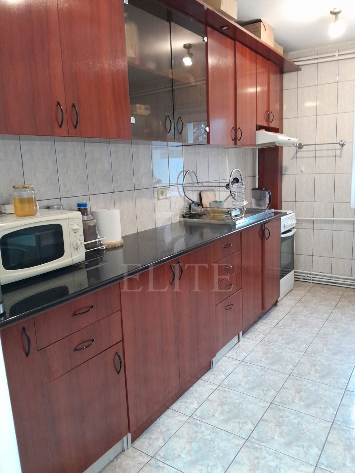 Apartament 3 camere în zona Facultatea de Medicina-1209580