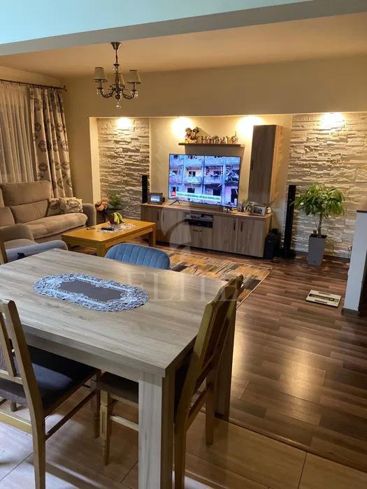 Apartament 4 camere în zona MANASTUR-1212789
