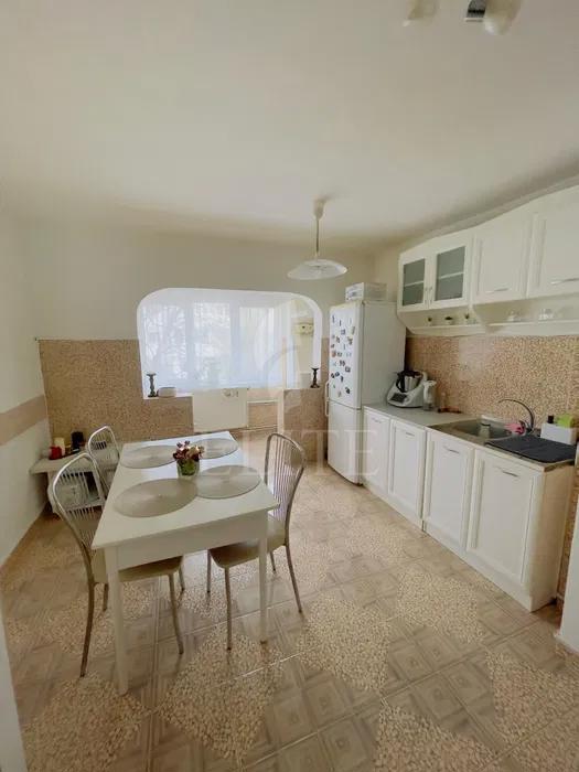 Apartament 2 camere în zona INTRE LACURI-1213245