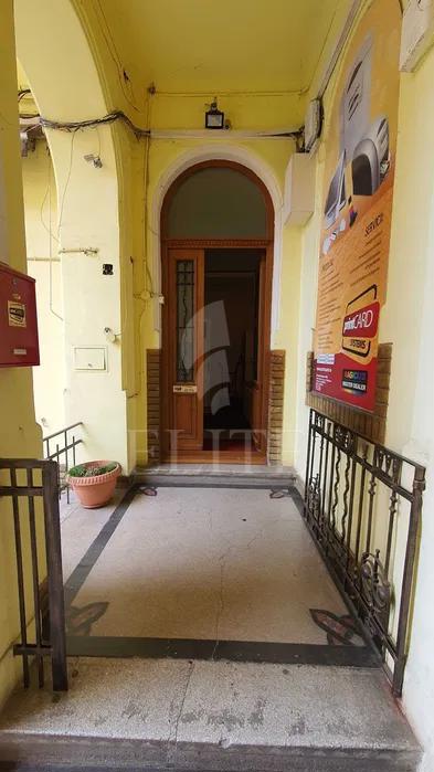 Apartament 3 camere în zona ULTRACENTRALA-1214662