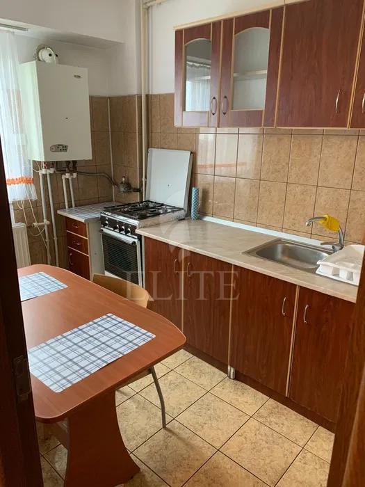 Apartament o camera în zona STRADA TEODOR MIHALI-1216052