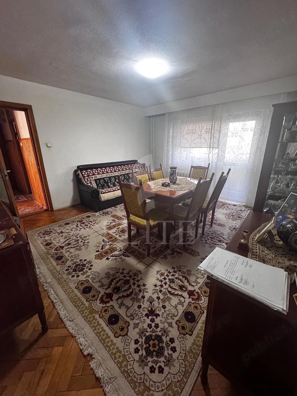 Apartament 4 camere în zona STRAZII CRINULUI-1216730