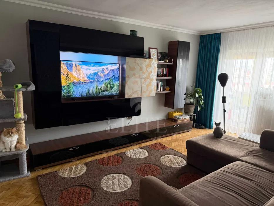 Apartament 3 camere în zona STRAZII CAMPULUI-1217552
