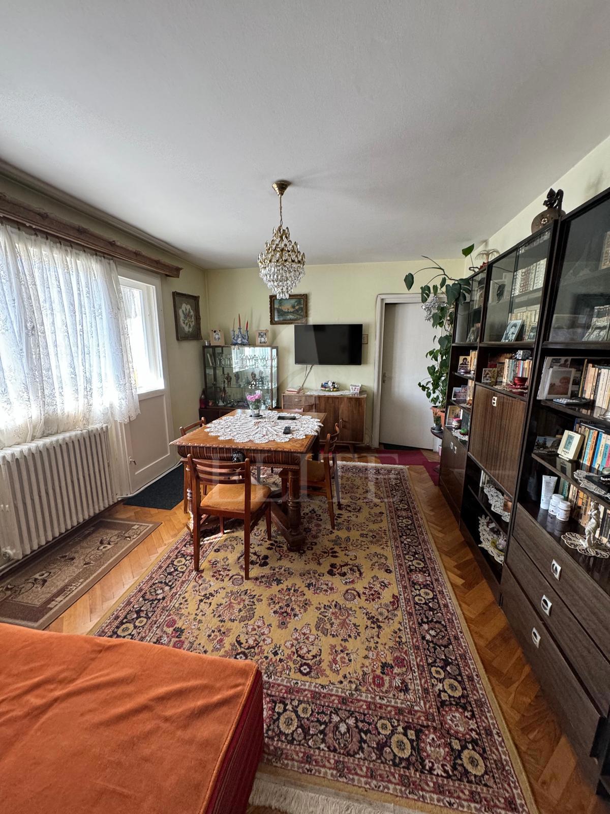 Apartament 3 camere în zona DIANA-1219306