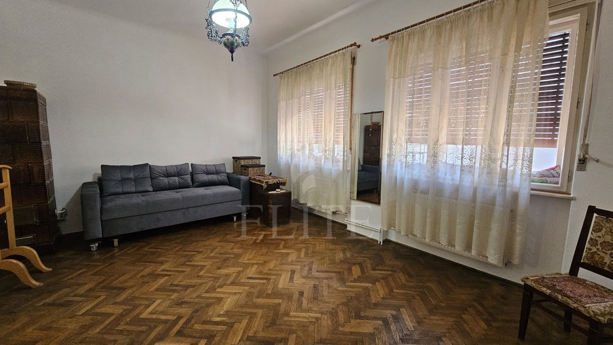 Apartament 3 camere în zona CLINICILOR-1219329
