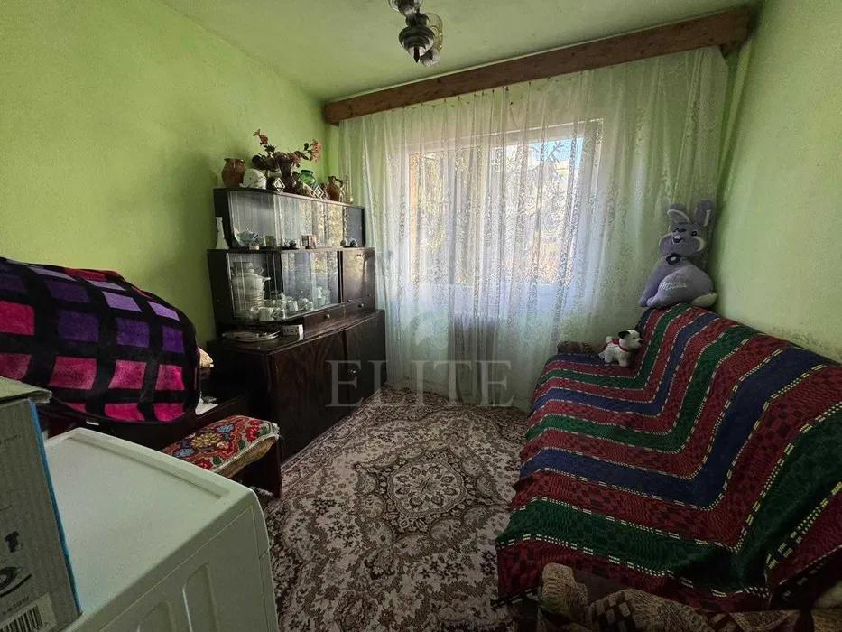 Apartament 3 camere în zona SIRENA-1219411