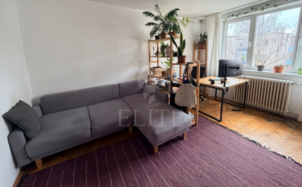 Apartament 2 camere în zona PLOPILOR-1221656