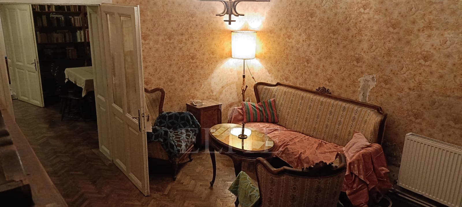 Apartament 3 camere în zona CLINICILOR-1221671