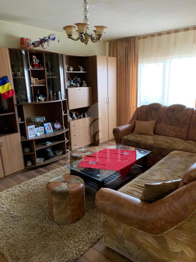 Apartament 3 camere în zona Fabricii de Zahar-1222814