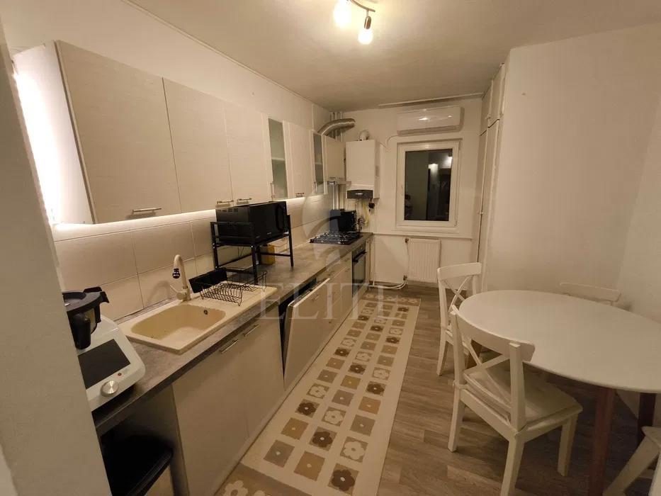 Apartament 3 camere în zona STRAZII PASTEUR-1223092