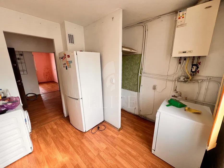 Apartament 4 camere în zona STRAZII GRIGORE ALEXANDRESCU-1223463
