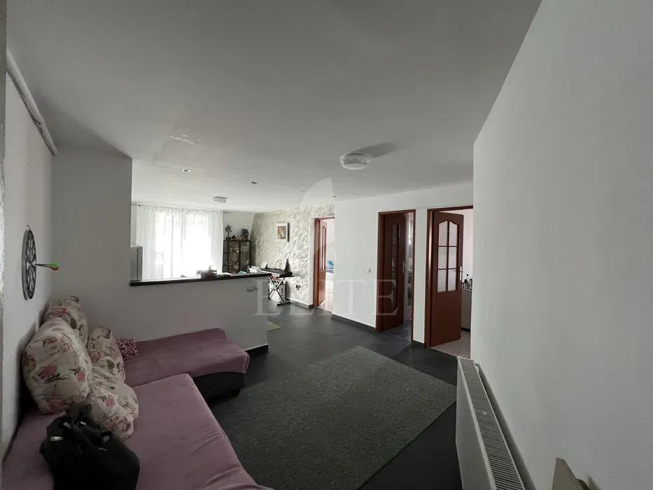 Apartament 3 camere în zona INTERSERVISAN-1223728