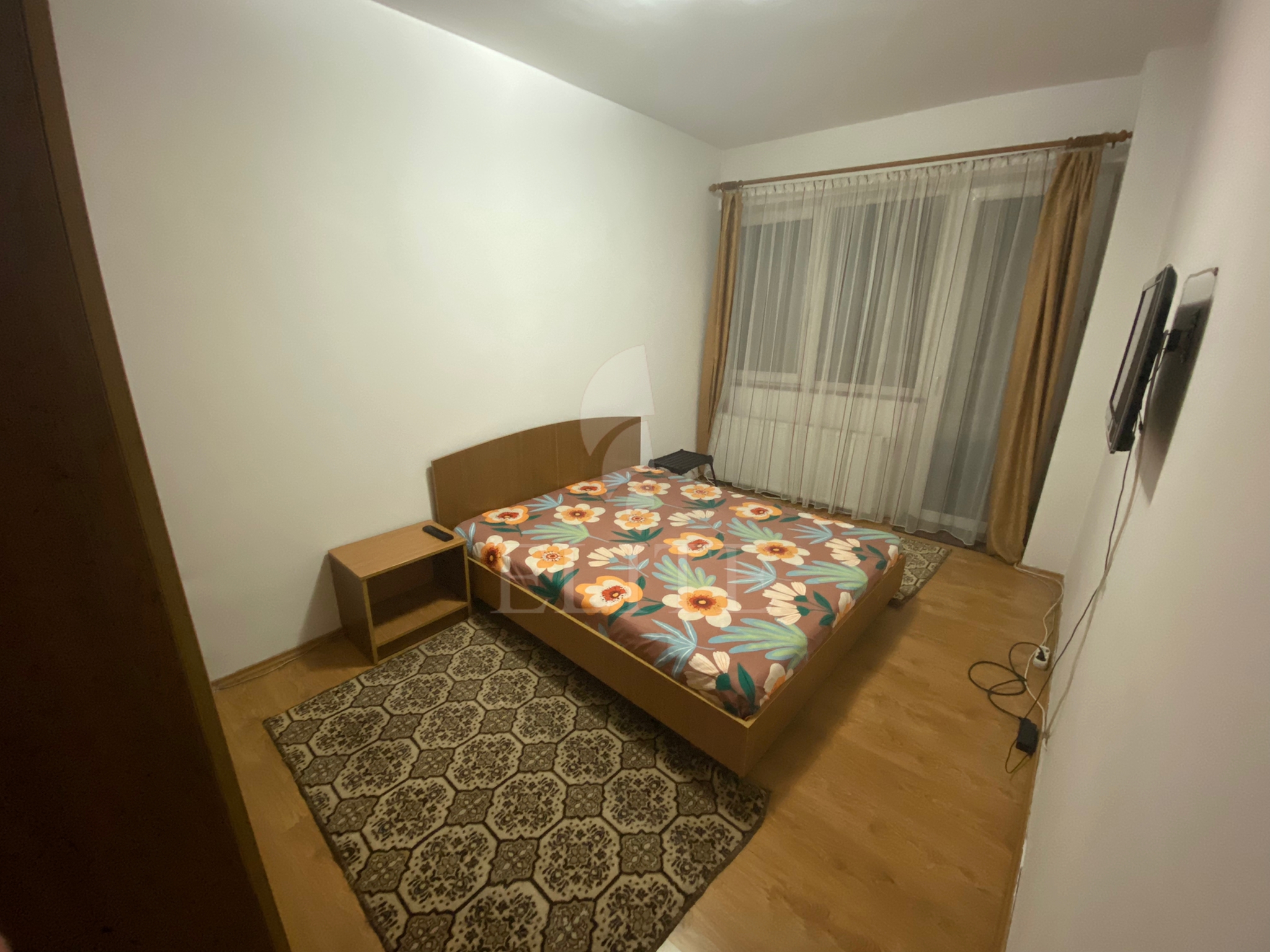Apartament 2 camere în zona HOTEL TULIP-1224139