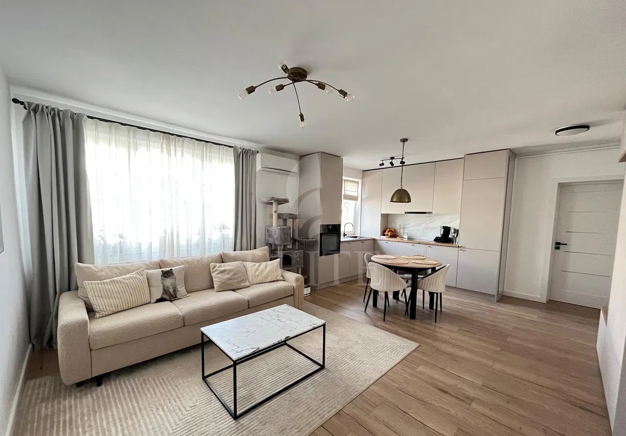 Apartament 3 camere în zona STRAZII UNIRII-1224308