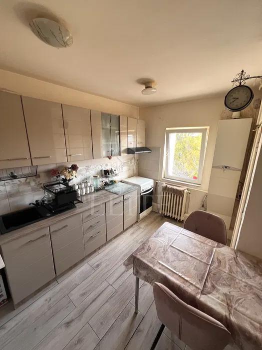 Apartament 3 camere în zona AUTOGARA BETA-1224657