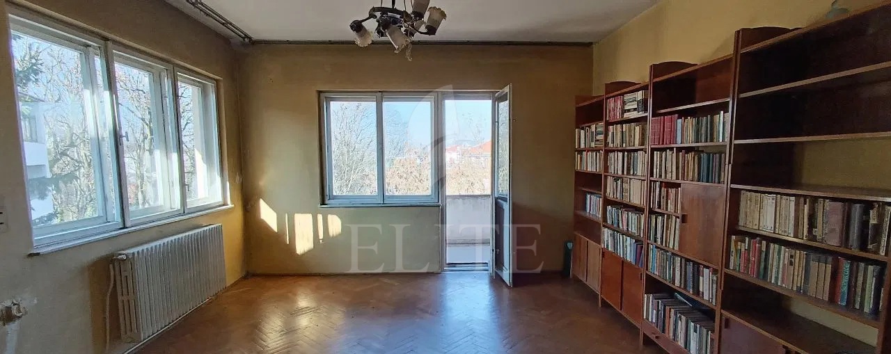 Apartament 4 camere în zona CLINICILOR-1225090