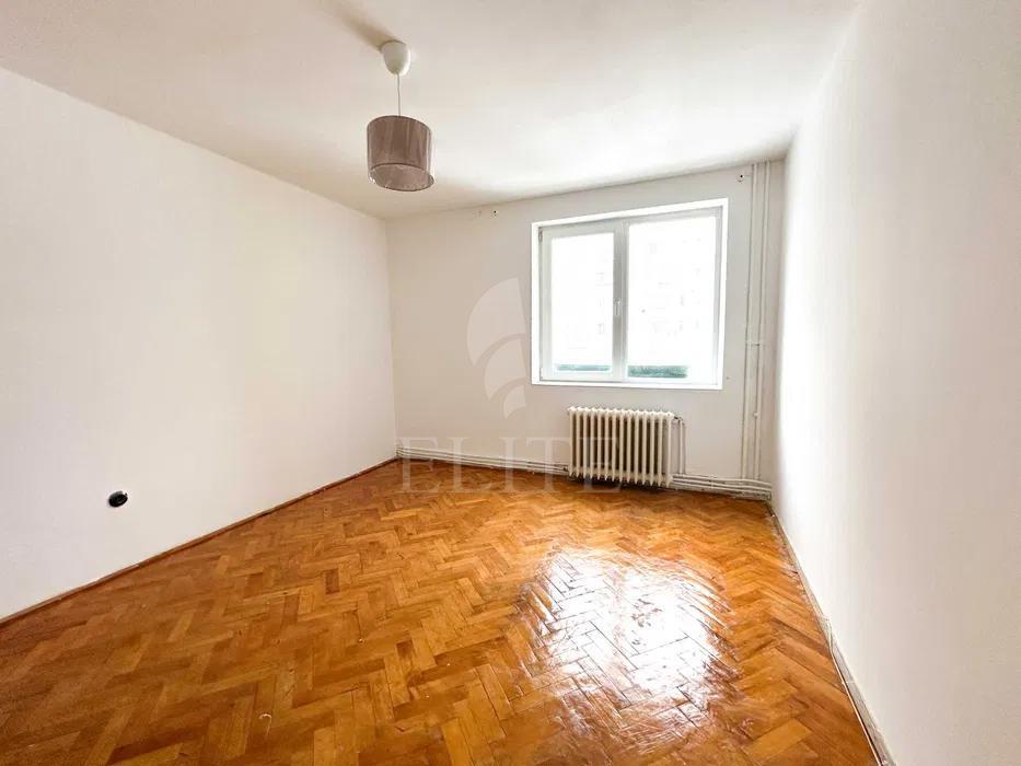 Apartament 3 camere în zona HERMES-1225455