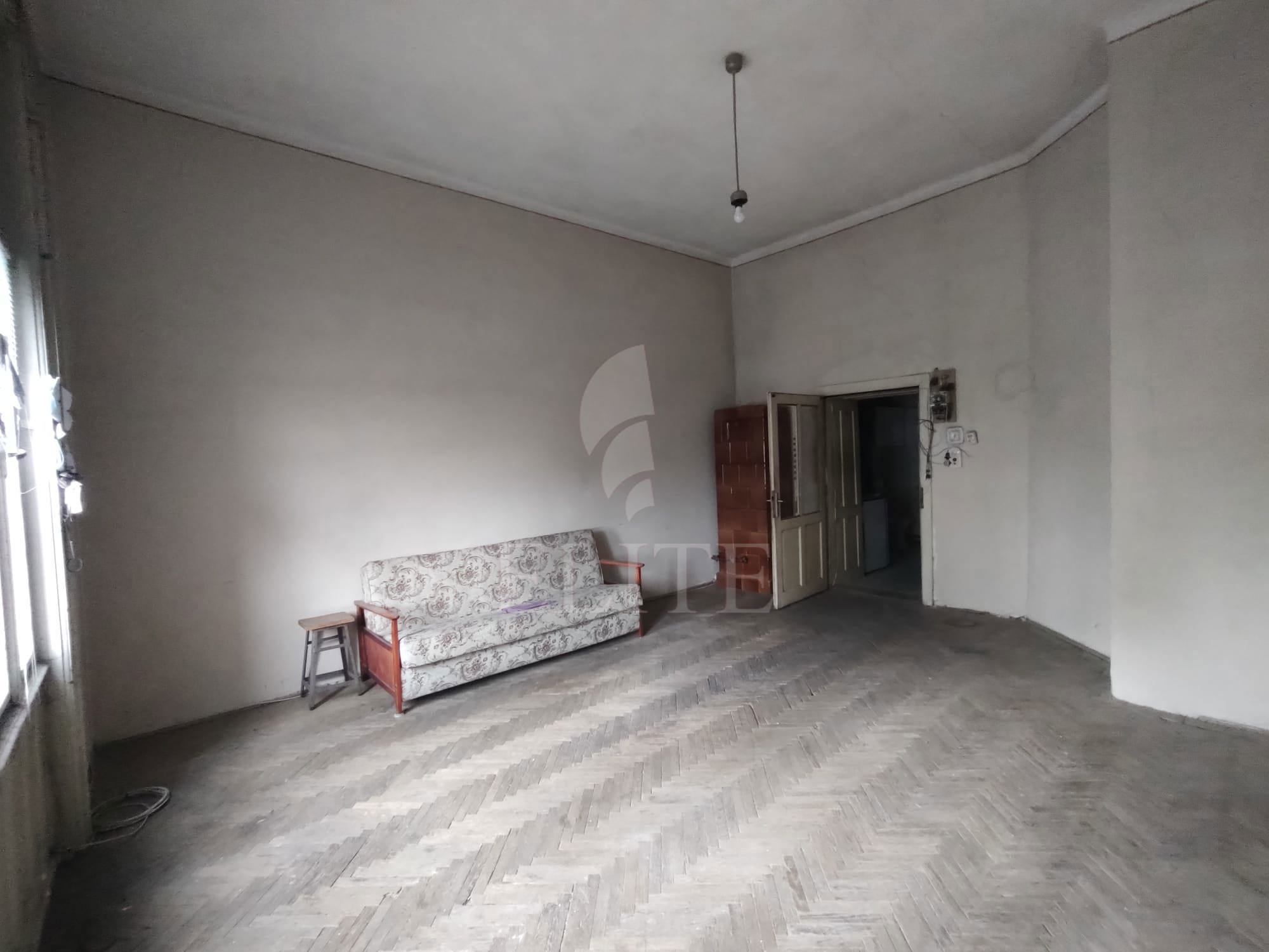 Apartament o camera în zona CAMERA DE COMERT-1227095