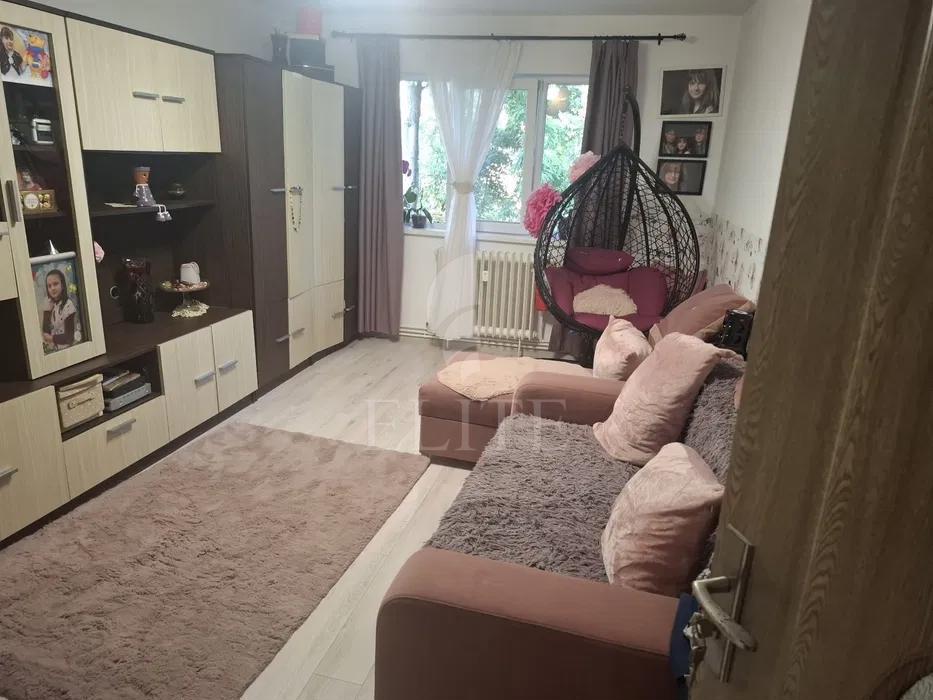 Apartament 3 camere în zona MEHEDINTI-1228307